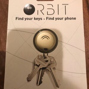 Orbit Key/Phone Finder + Selfie Remote